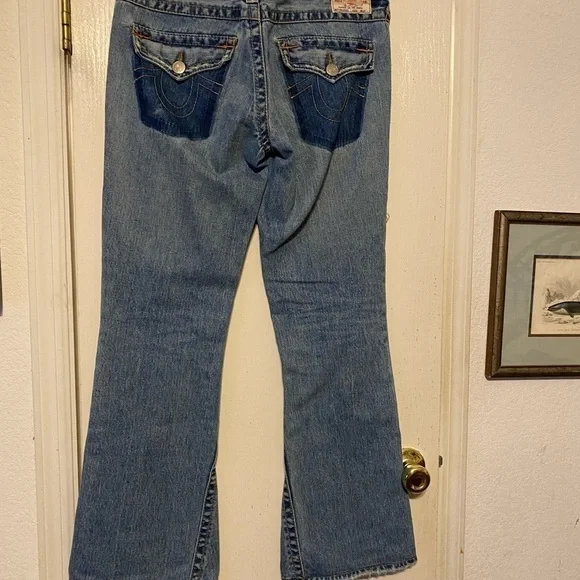 TRUE Religion Flare Distressed Jeans, vintage size 30, used condition, - Picture 2 of 9